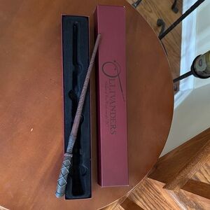 Ollivanders / Harry Potter world Magic Wand with Box